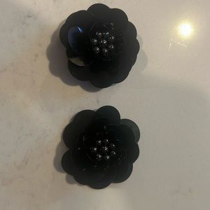 Aldo black flower shoe clip ons